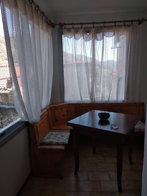 Casa Stefano Apartment Ceriana ภายนอก รูปภาพ