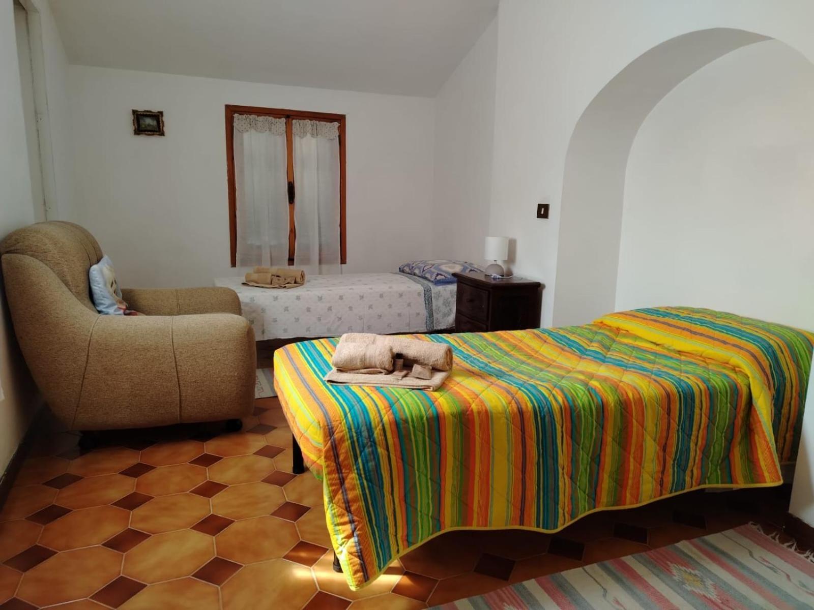 Casa Stefano Apartment Ceriana ภายนอก รูปภาพ